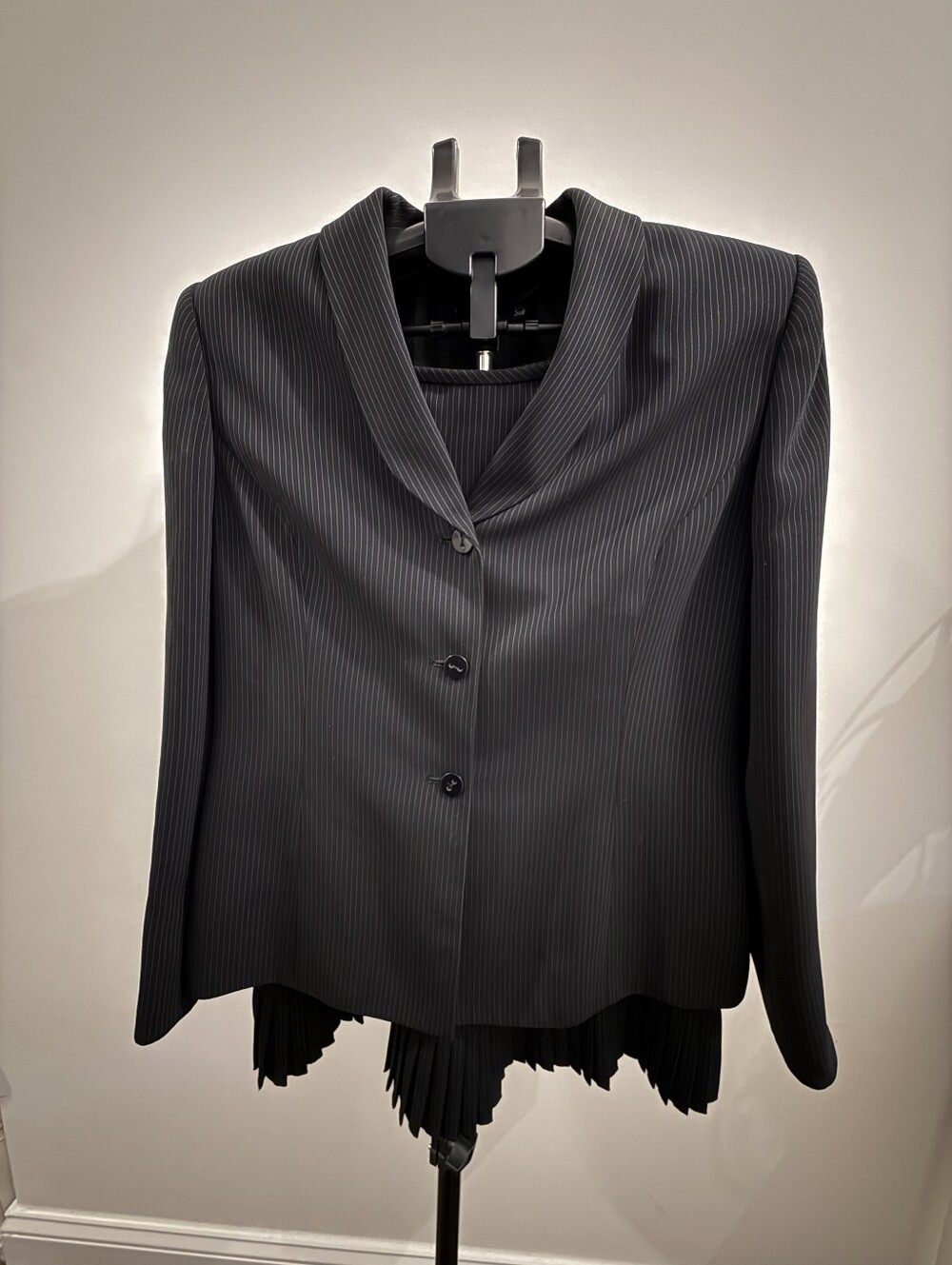 Evan Picone black pinstripe skirt suit set Size 12p - Picture 2 of 16